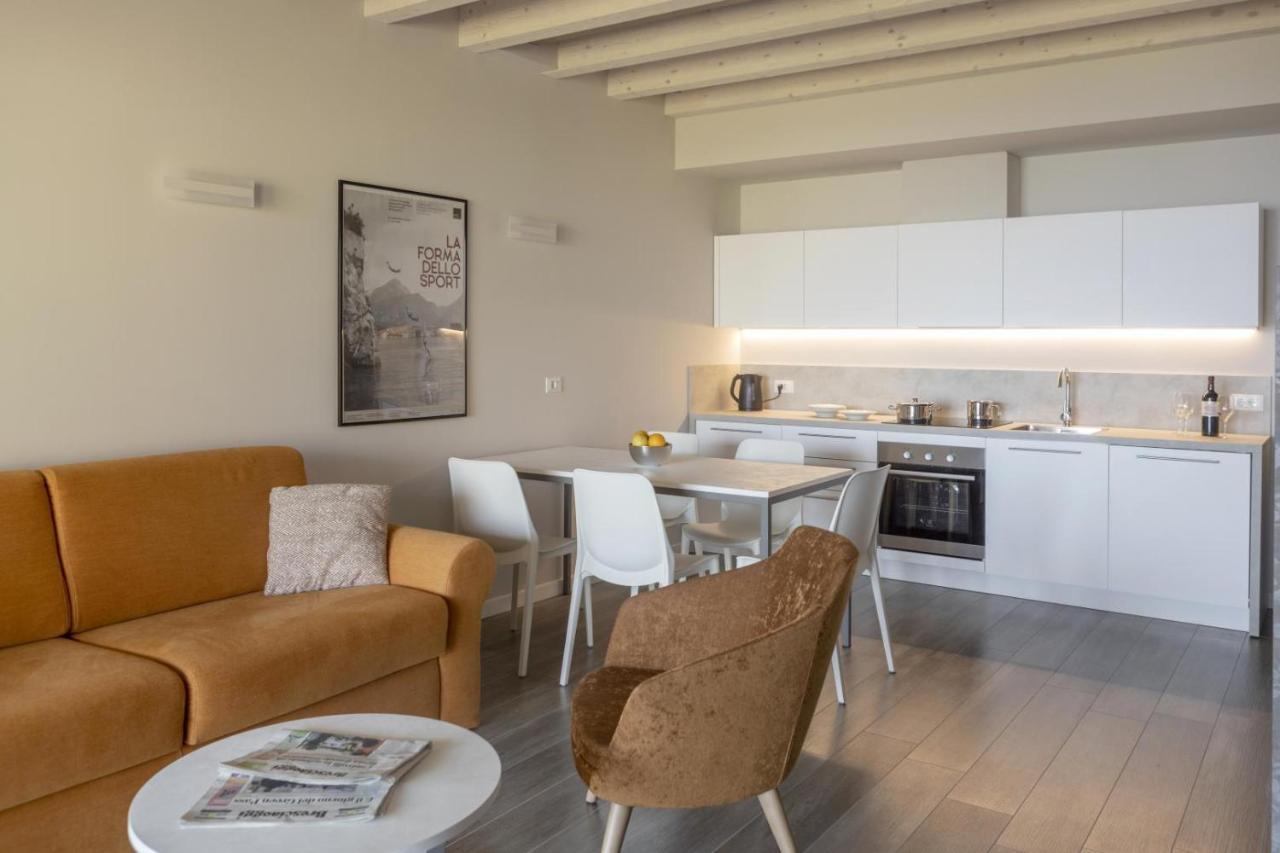 Relais Zenner Aparthotel Toscolano-Maderno Kültér fotó