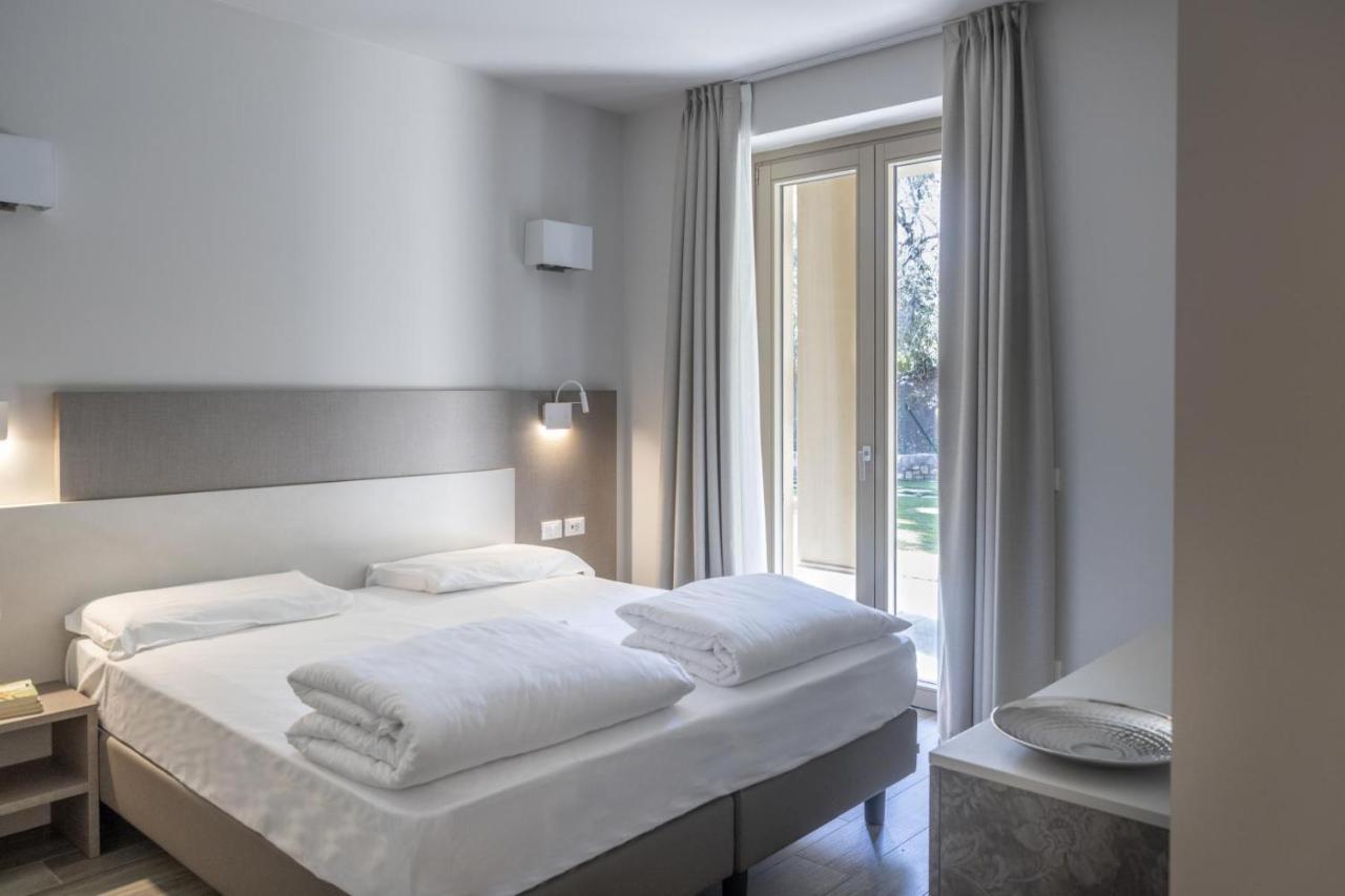 Relais Zenner Aparthotel Toscolano-Maderno Kültér fotó
