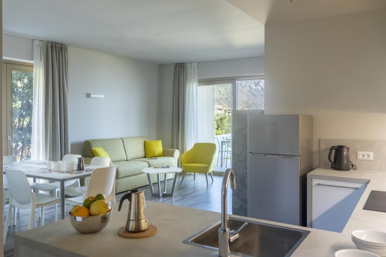 Relais Zenner Aparthotel Toscolano-Maderno Kültér fotó