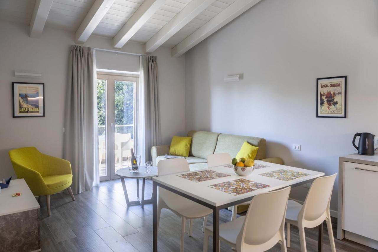 Relais Zenner Aparthotel Toscolano-Maderno Kültér fotó